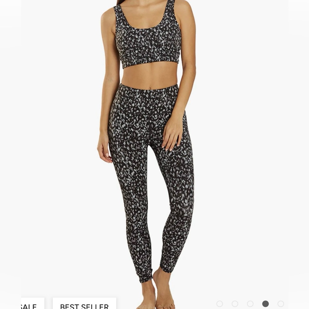Varley Form High legging 25” in Deep Motion, size M